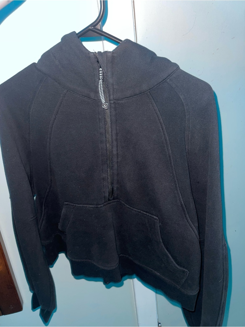 Lululemon Half-Zip Cropped Scuba Sweater🖤🍋